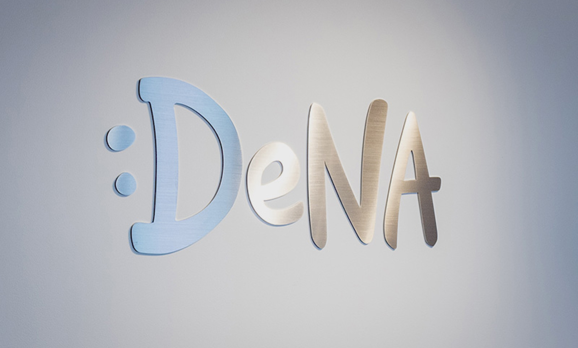 ディー・エヌ・エー(2432)の株価は割安?決算推移・配当・今後5年の株価予想